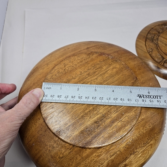 Beautifully Hand Carved 1969 Wood Bowl With Lid Asian Philippines Farm Life - Picture 14 of 15